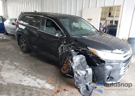 2018 Toyota Highlander Le Plus from USA, damaged, VIN 5TDBZRFH4JS490831